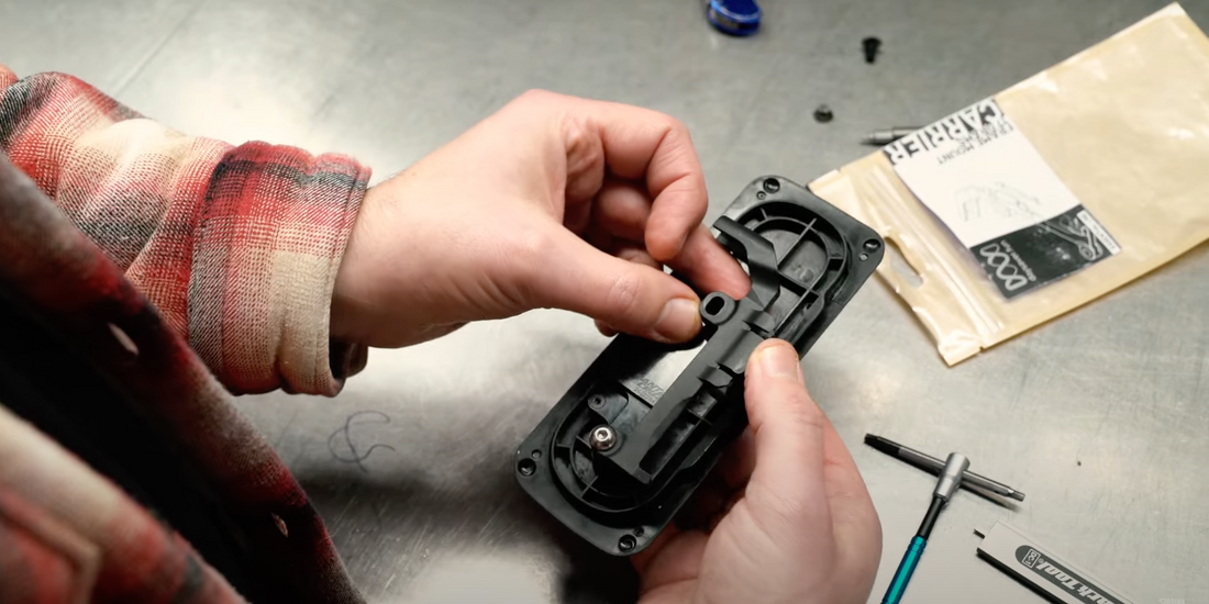 Hiding Your Tools in Plain Sight: The Daysaver Glovebox Hack
