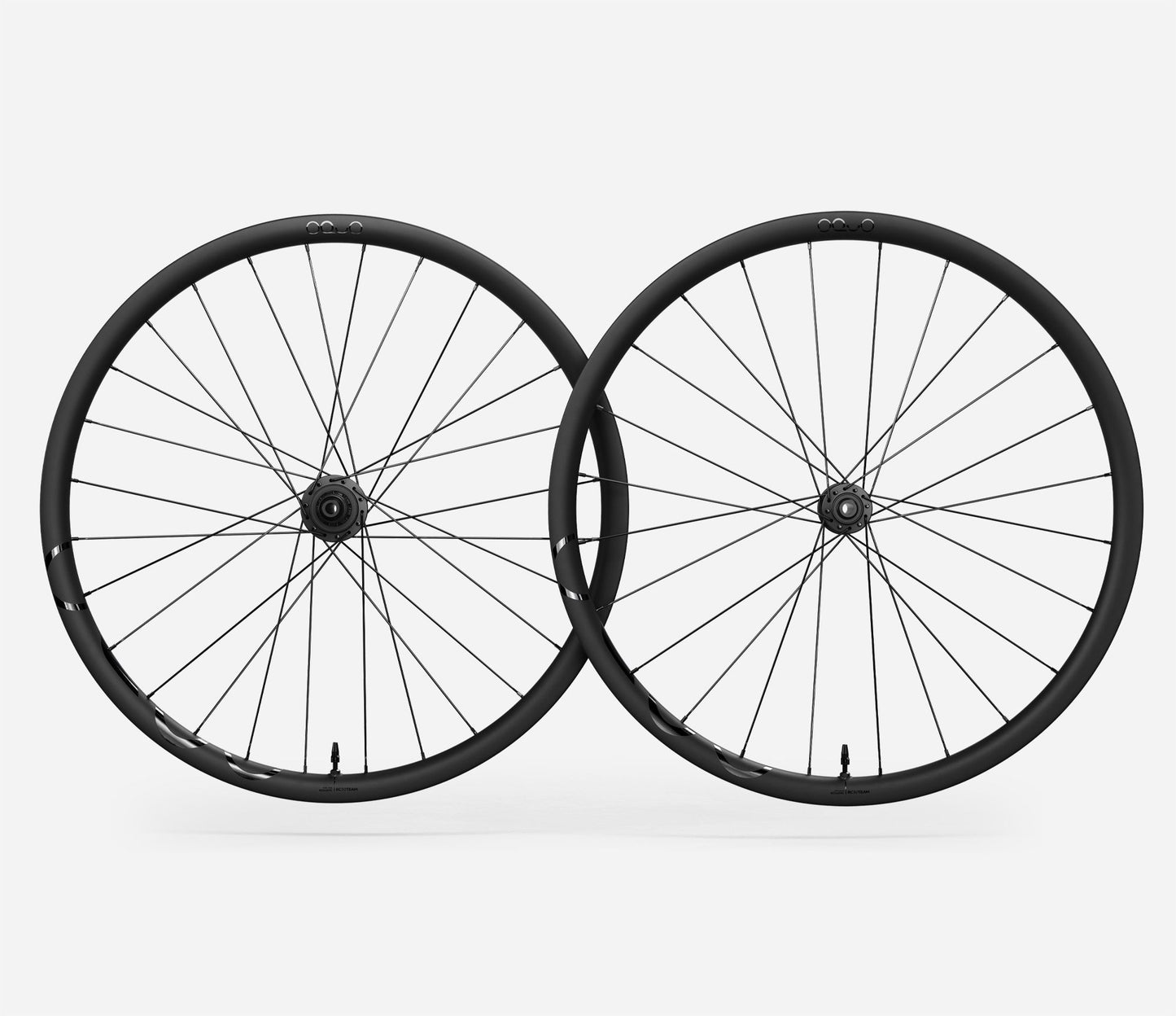 Oquo RC30 TEAM Front Wheel-700c-Black Matt-BRINK