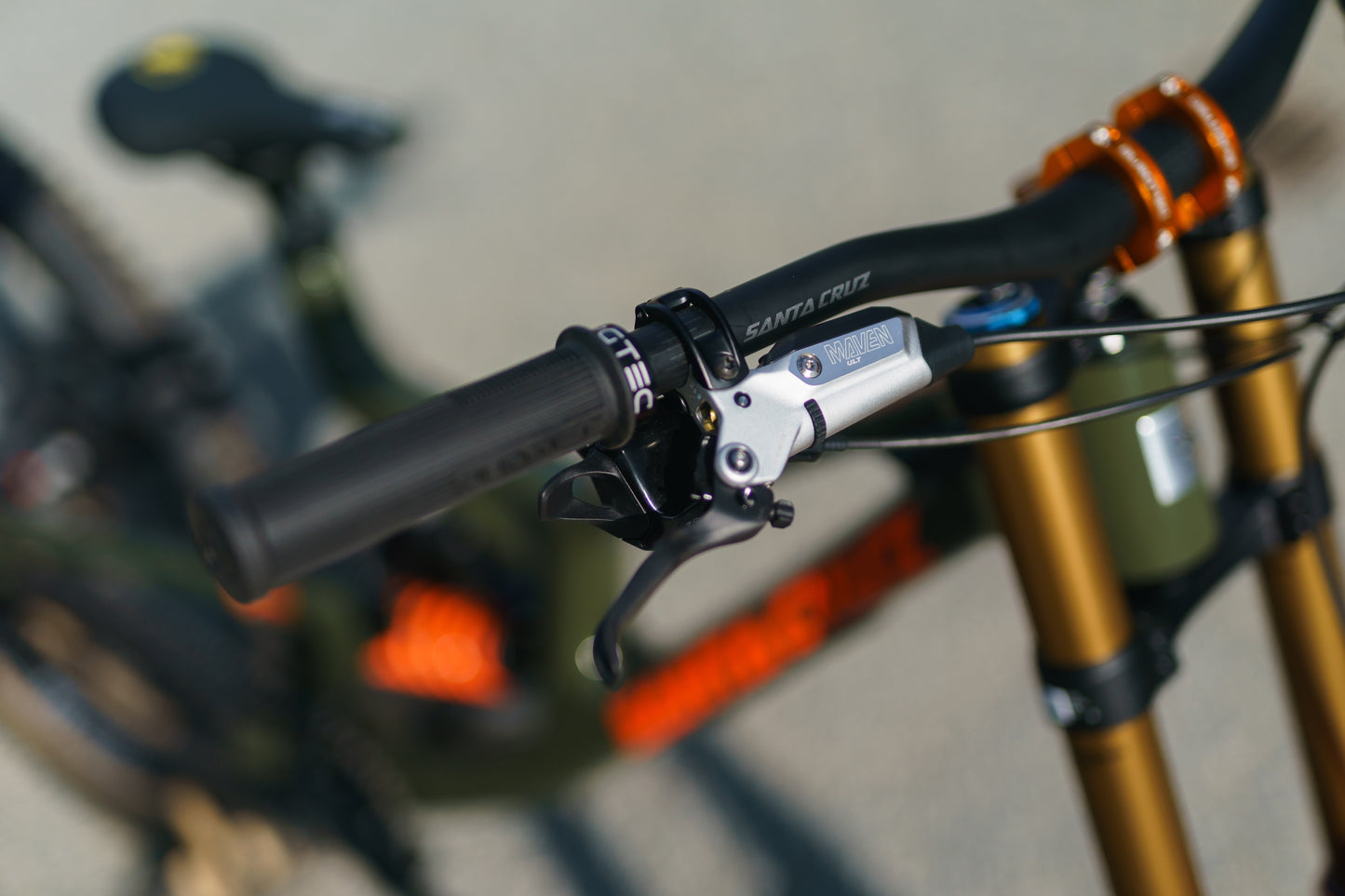2027 Santa Cruz V10 8 CC Custom Build-BRINK