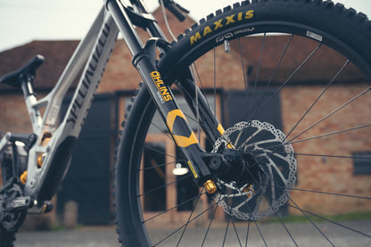 Specialized Demo DH Ohlins Custom Build