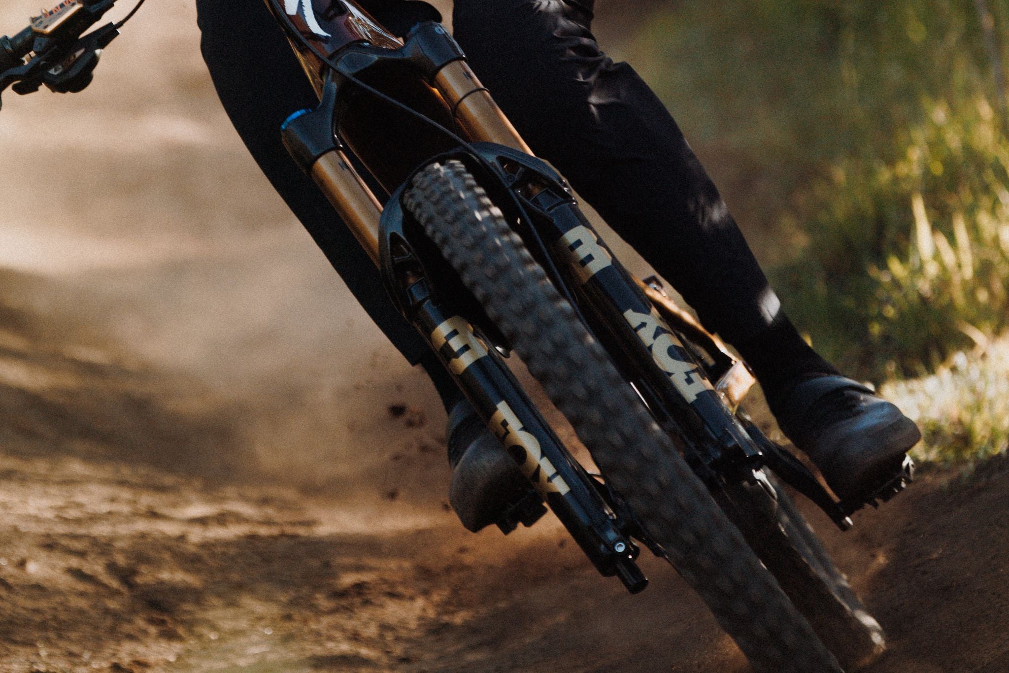 Fox 38 Factory 29 Grip X2 2027