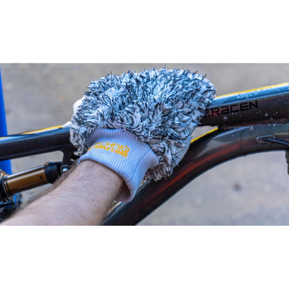 Gtechniq Bike Microfibre Wash Mitt-BRINK