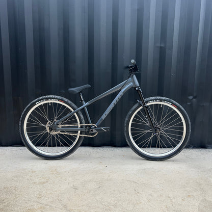 Identiti Dr Jekyll Custom