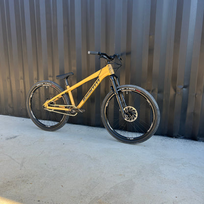 Identiti Dr Jekyll Custom