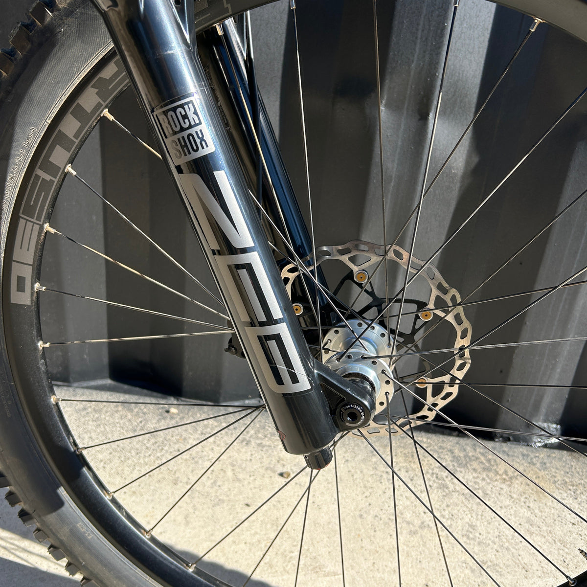 Specialized Status 2026 Ex-Demo