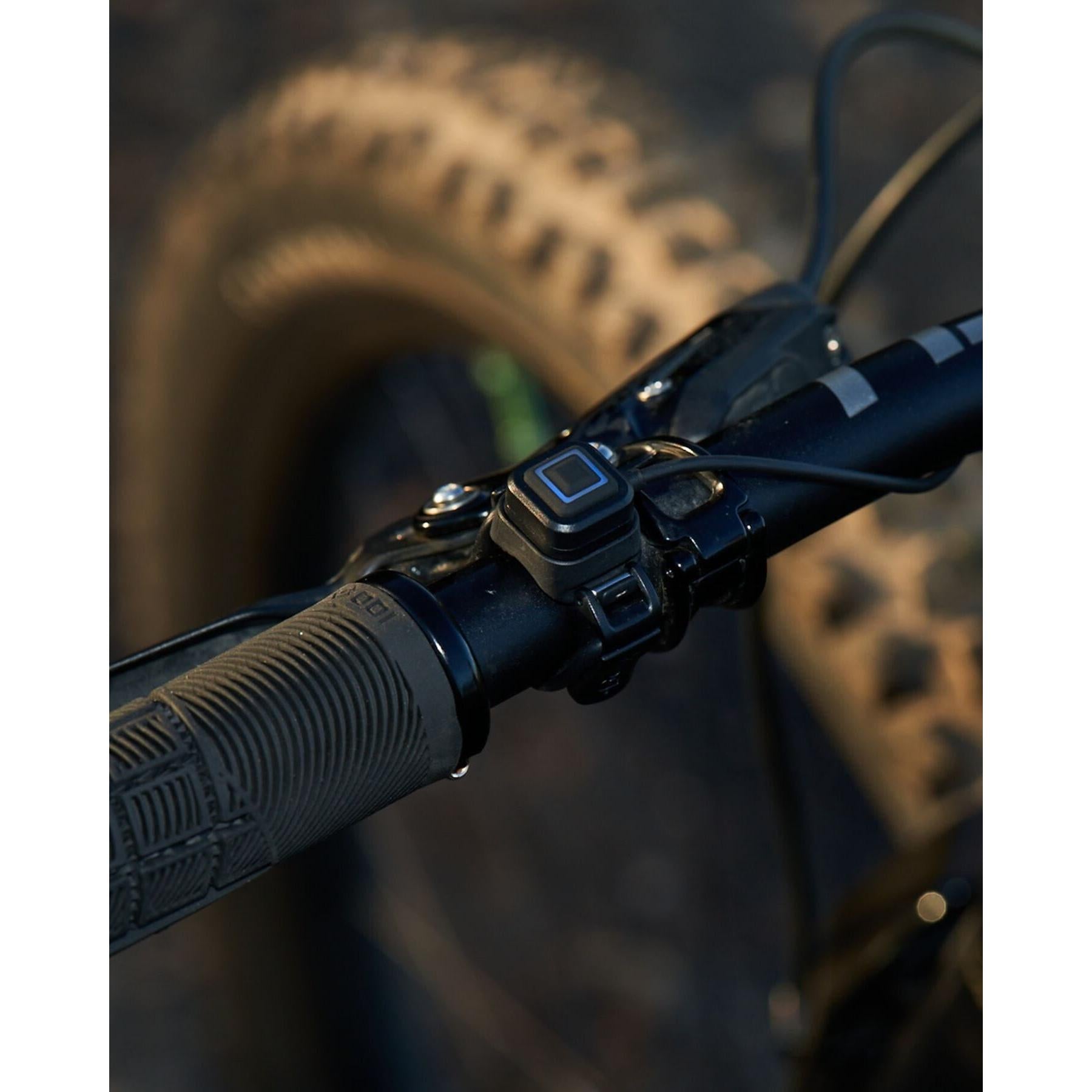 Knog Blinder X 2300 Front Light + 10,000 mAh Battery Pack-BRINK