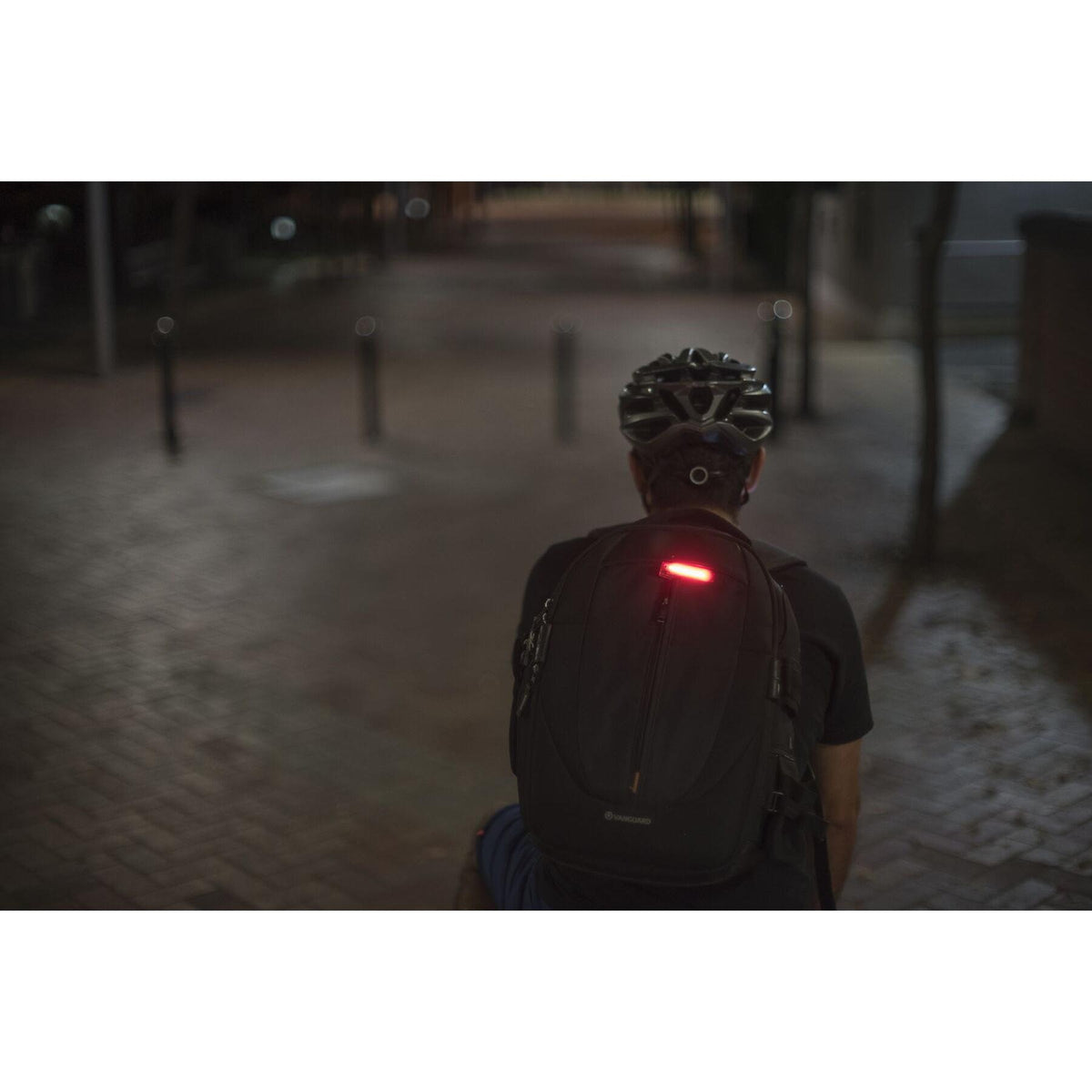 Knog Plus Rear Light-BRINK