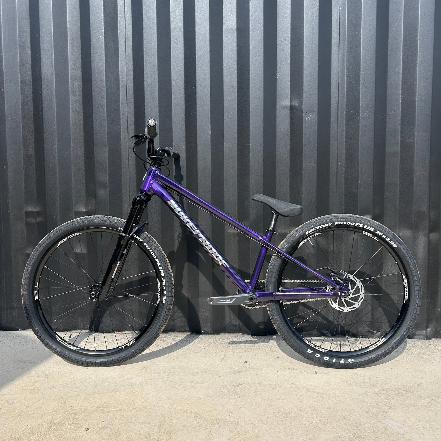 Nukeproof Soloum-BRINK
