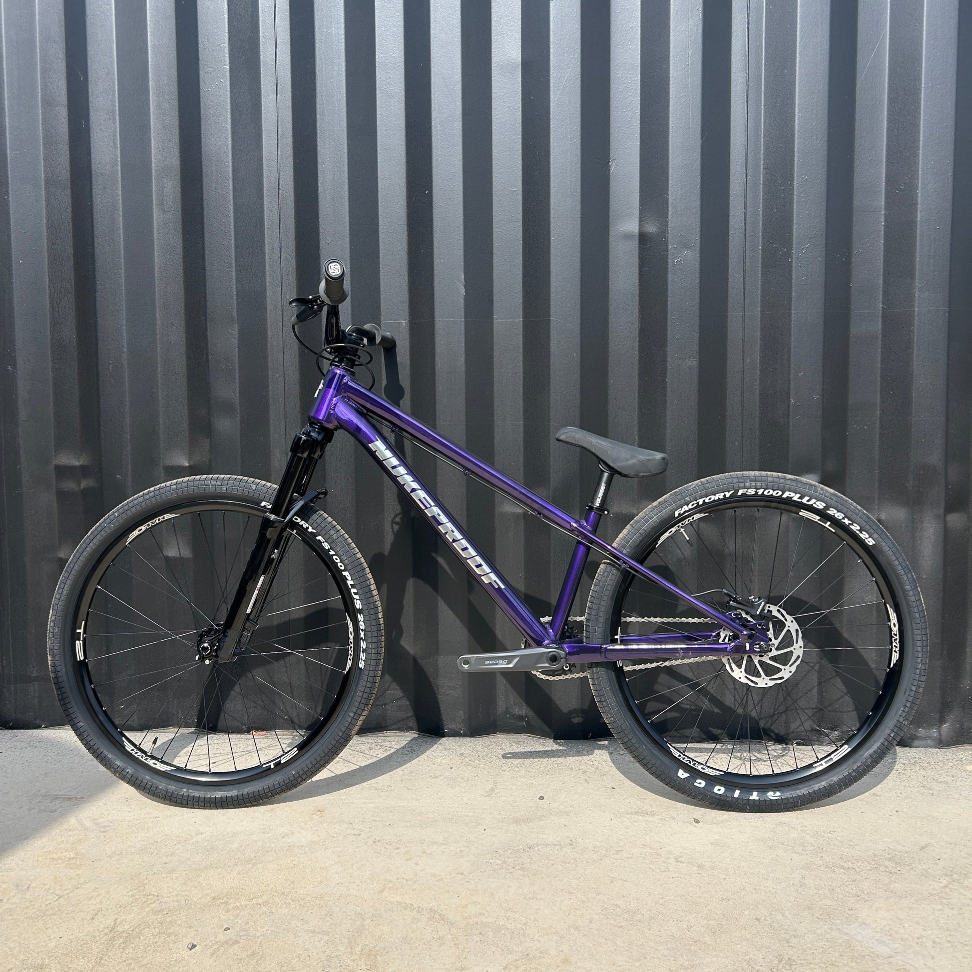 Nukeproof Soloum-BRINK