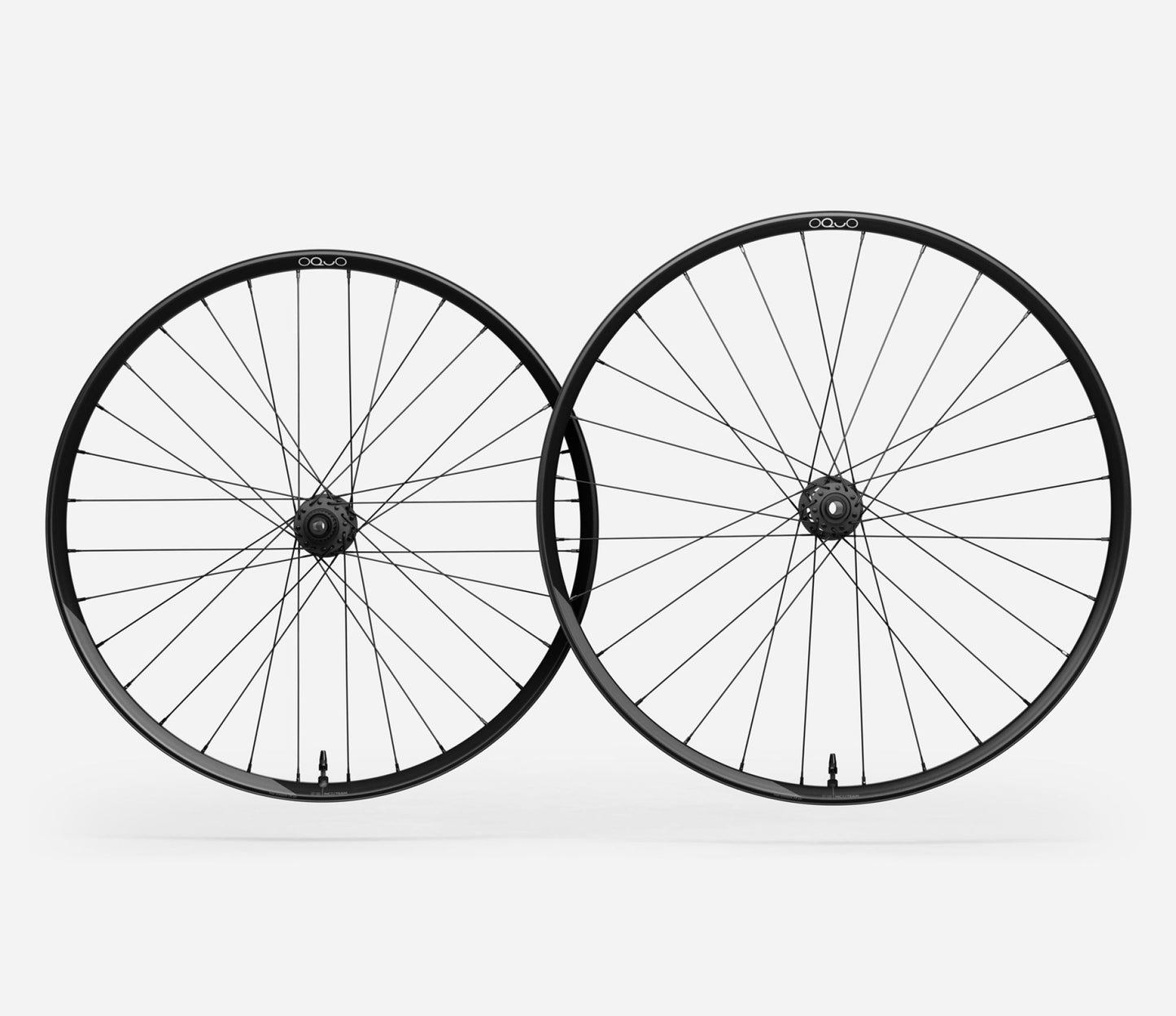 Oquo MC32 TEAM Wheelset-Mullet-Glitter Anthracite Matt-Shimano Micro Spline-BRINK