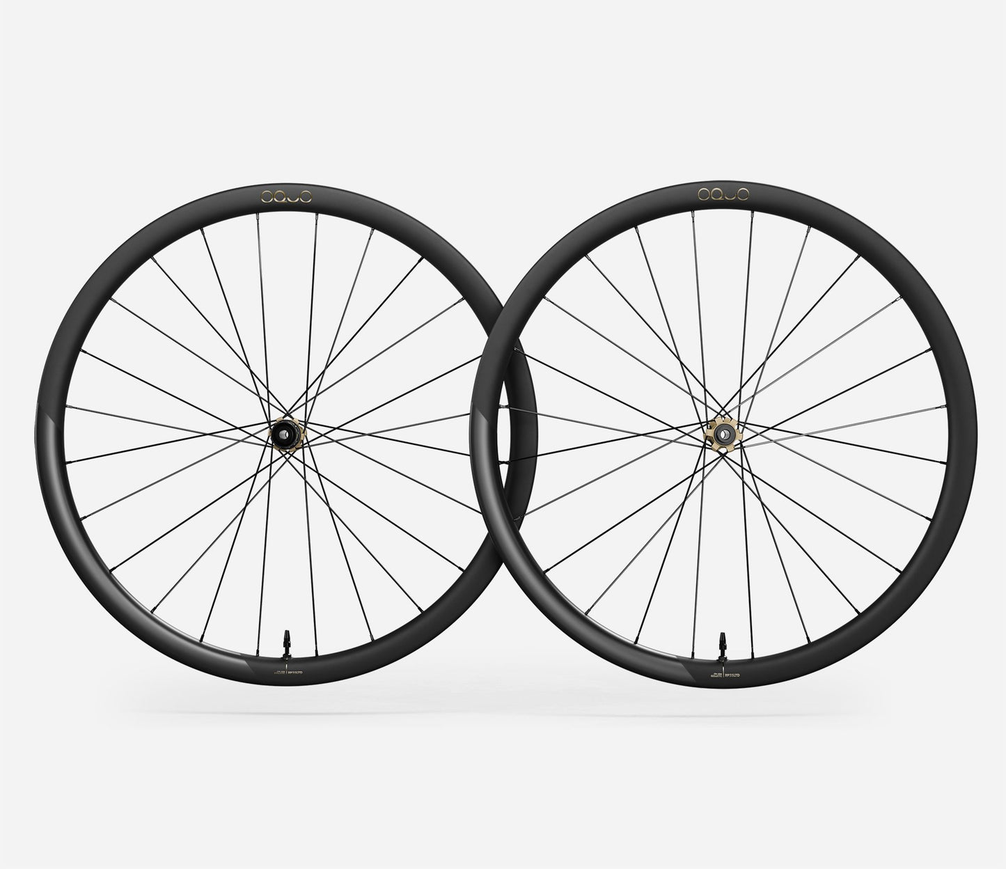 Oquo RP35 LTD Wheelset-700c-Black Matt-Shimano HG-BRINK