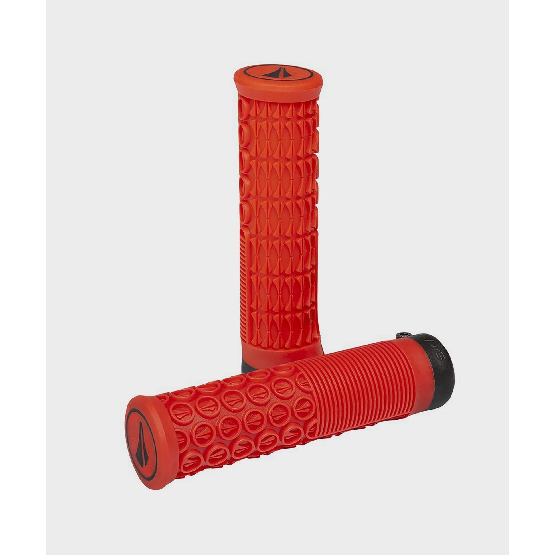 SDG Thrice 31 Lock-On Grip-BRINK
