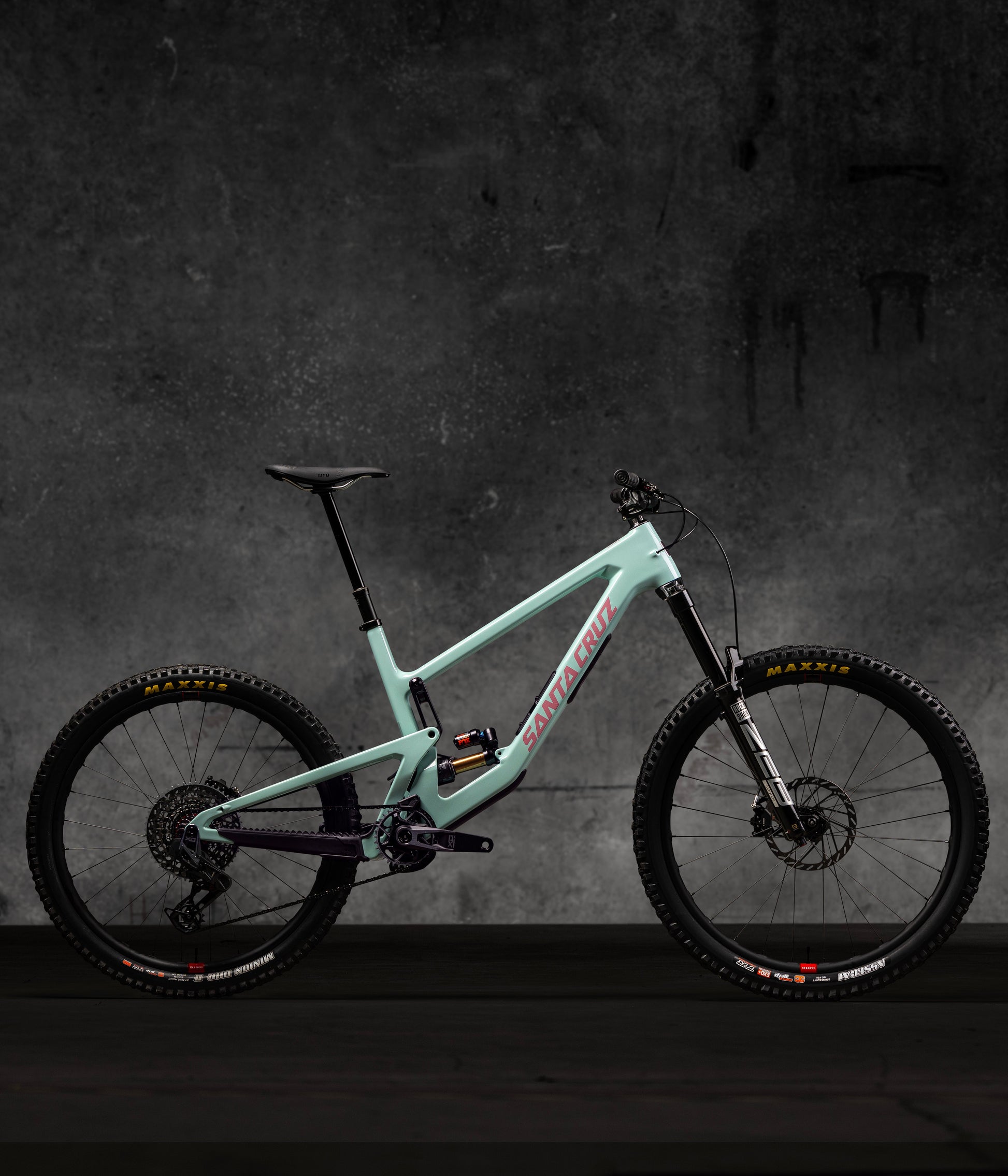 Santa Cruz Nomad 6 C 2025-BRINK