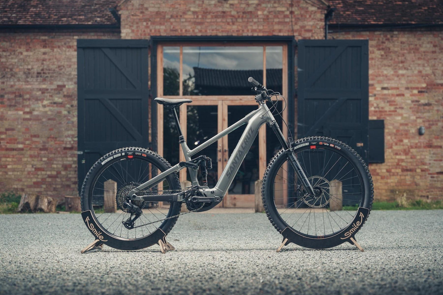 Santa Cruz Vala AL 2026 Ex-Demo-BRINK