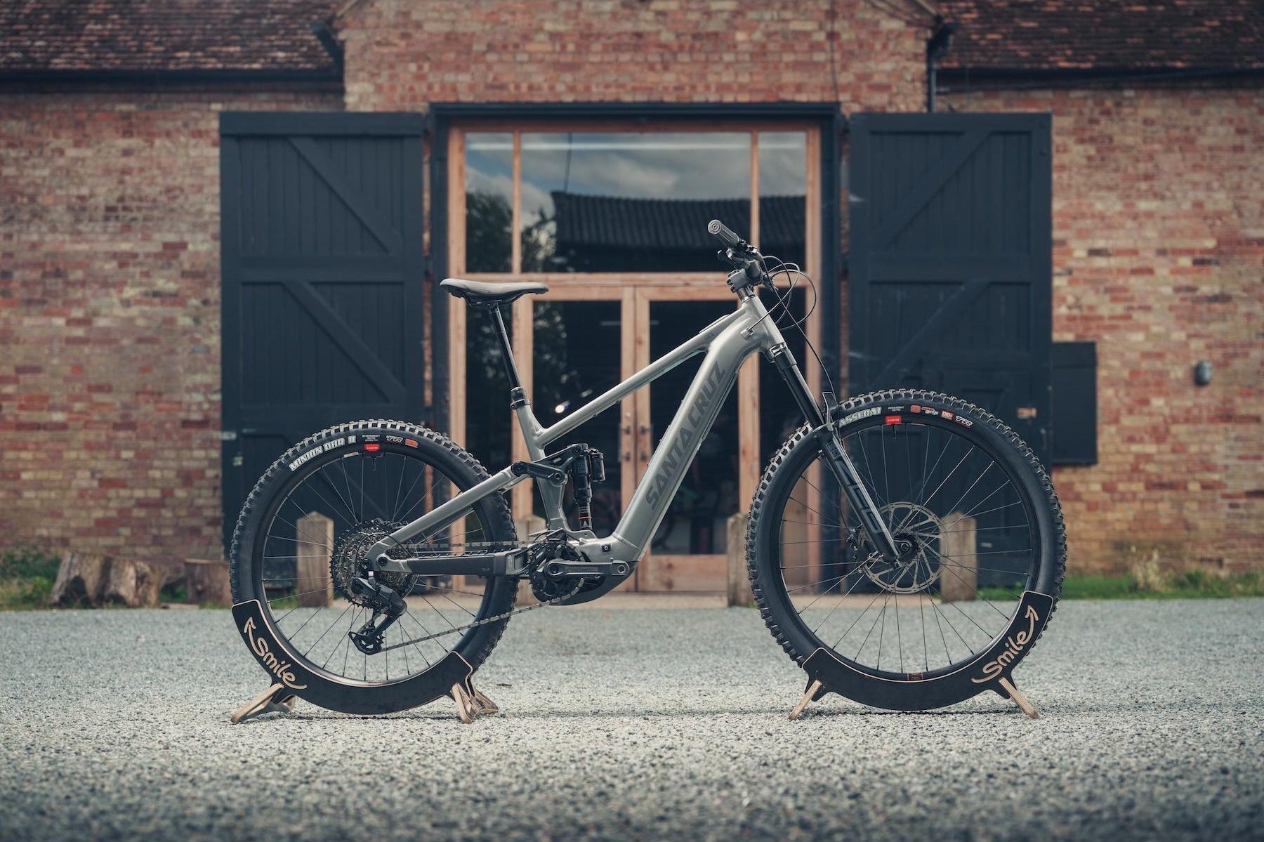 Santa Cruz Vala AL 2026 Ex-Demo-BRINK