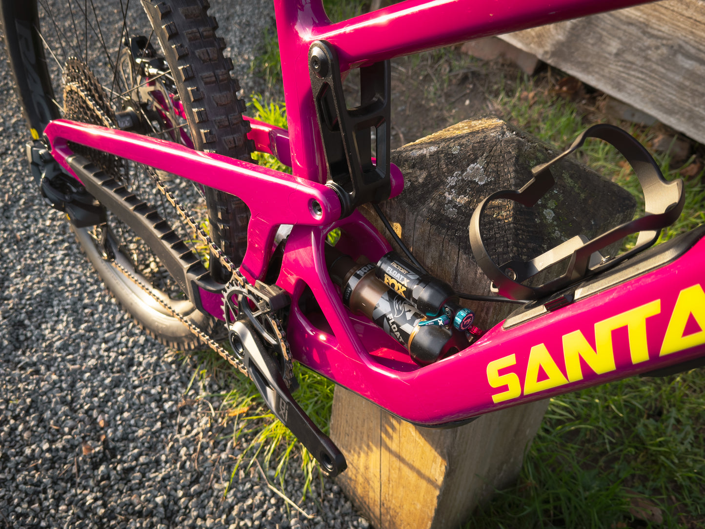 Santa Cruz Bronson CC Custom Edition