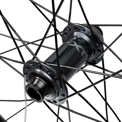 Shimano XT M8200 Front Wheel | Center Lock