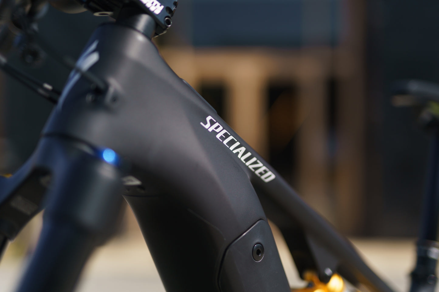 Specialized Levo Evo 4 Pro Custom Ohlins Edition-BRINK