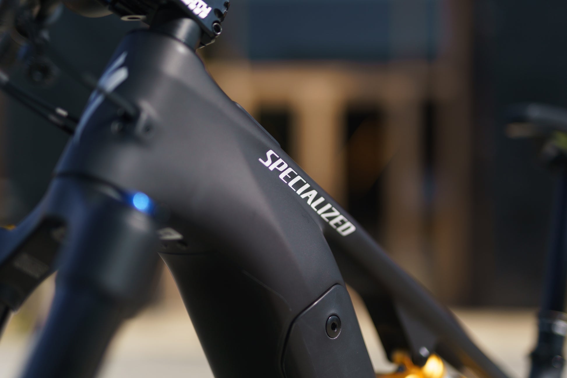 Specialized Levo Evo 4 Pro Custom Ohlins Edition-BRINK