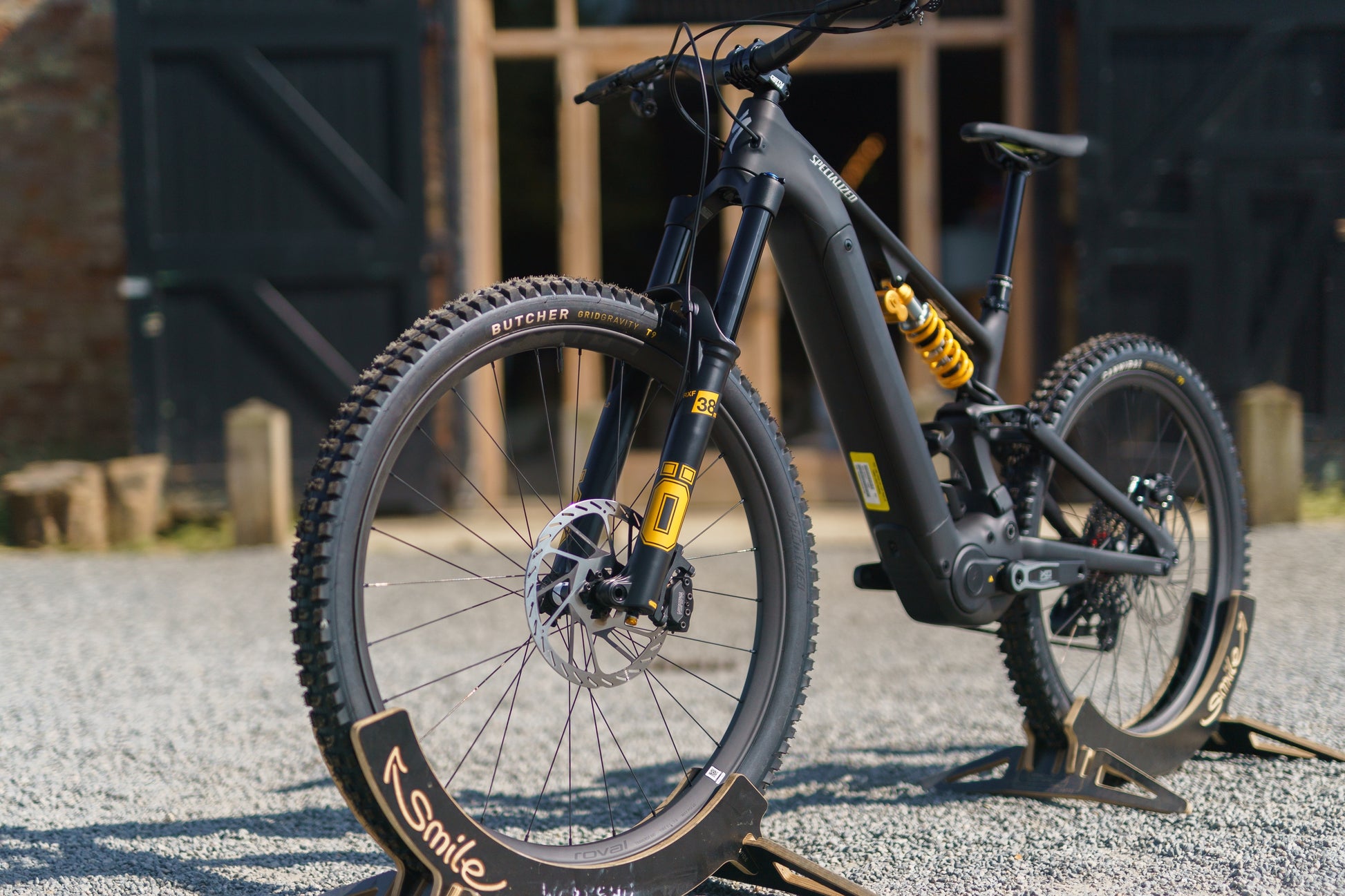 Specialized Levo Evo 4 Pro Custom Ohlins Edition-BRINK