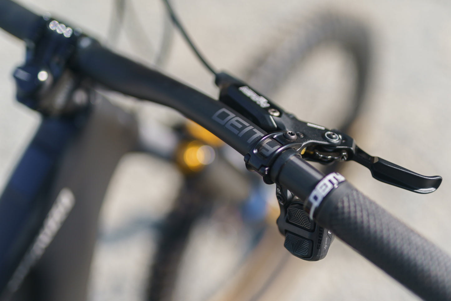 Specialized Levo Evo 4 Pro Custom Ohlins Edition-BRINK