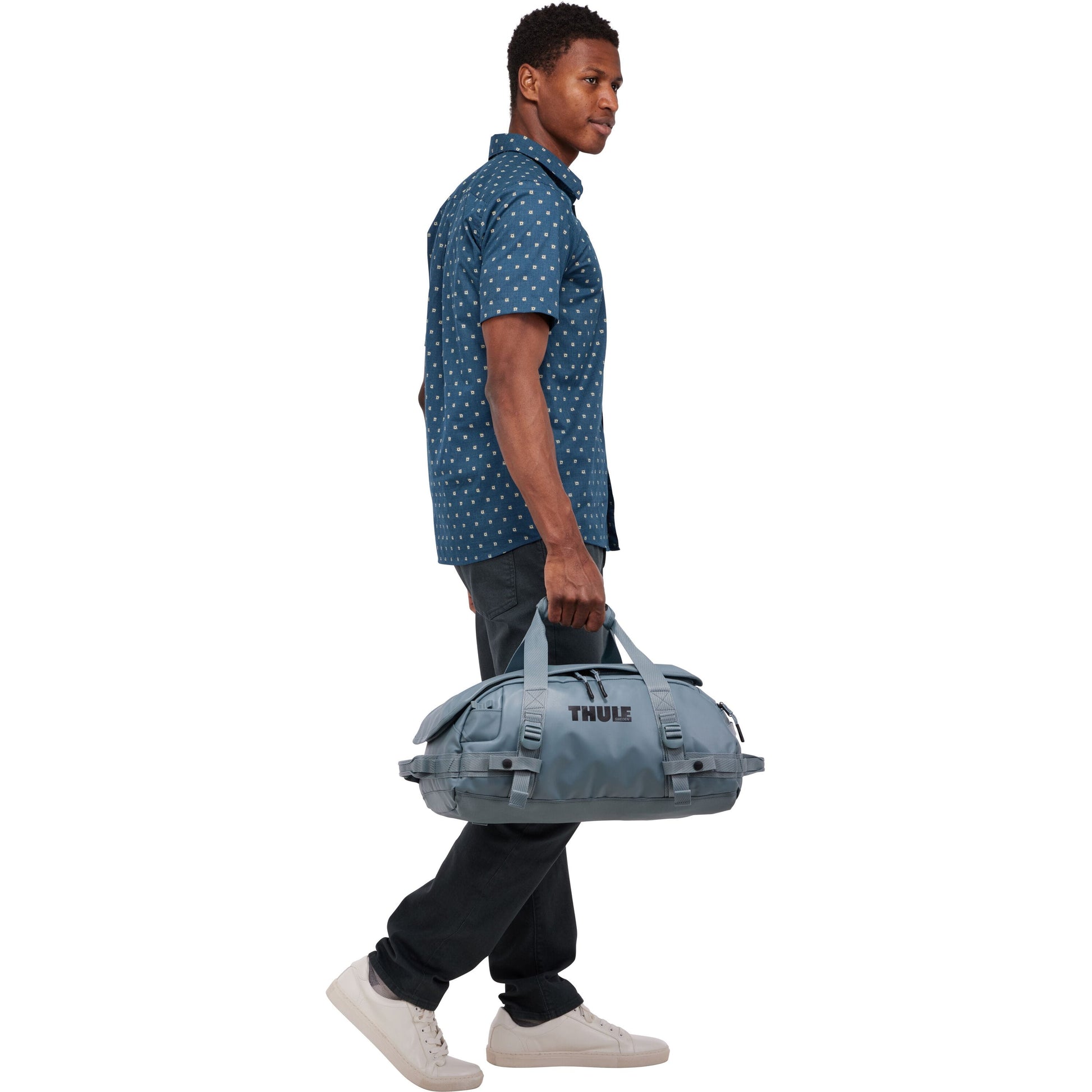 Thule Chasm 30L Duffel-BRINK
