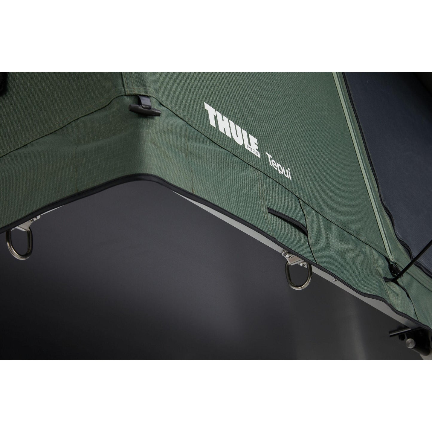 Thule Foothill Rooftop Tent-BRINK
