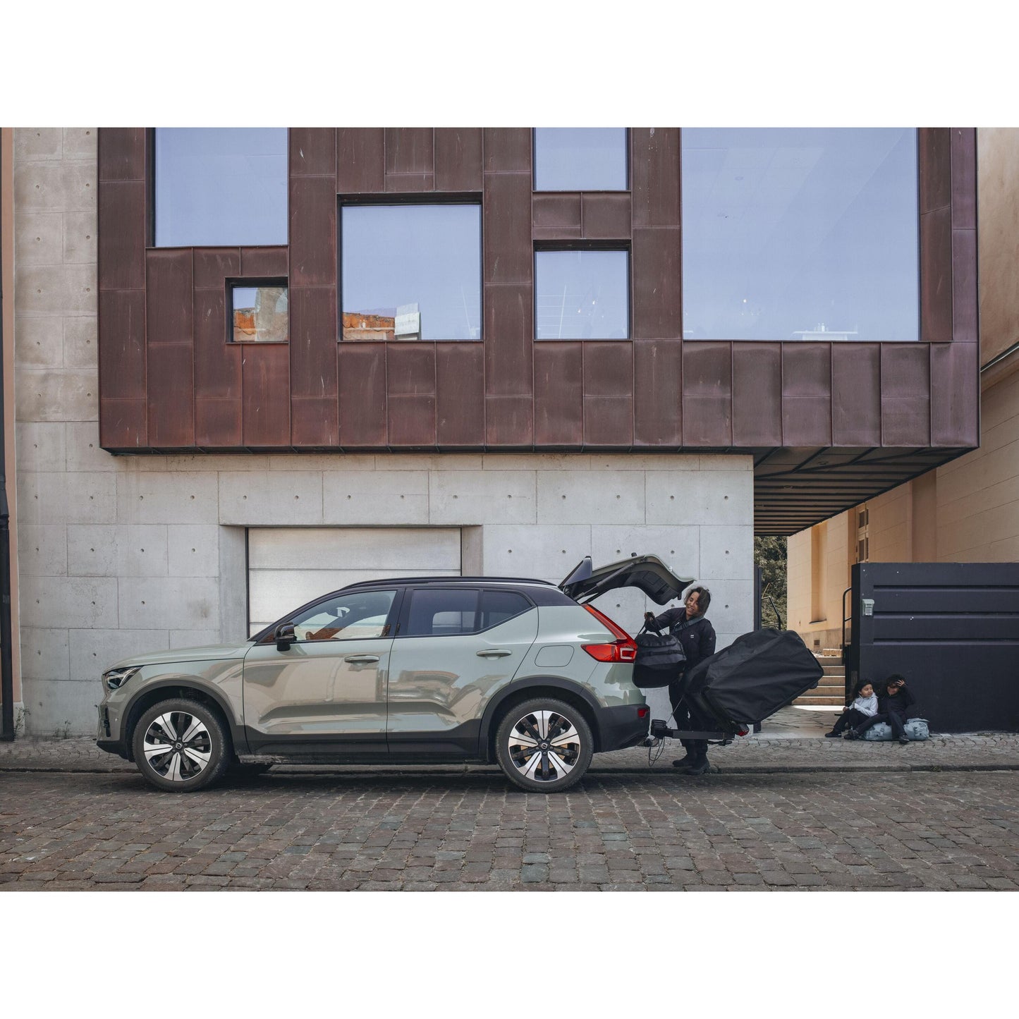 Thule Outset Towbar Tent-BRINK