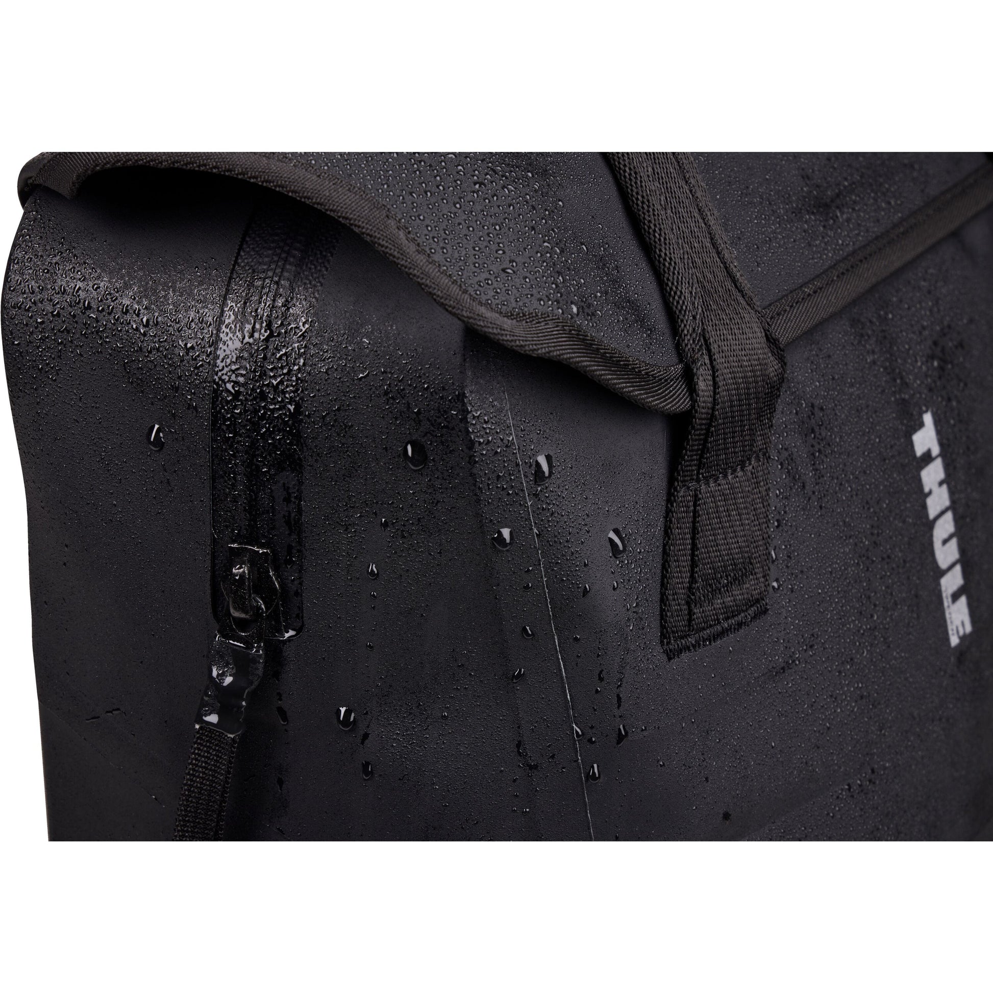 Thule Shield 23L Backpack with InLock-BRINK
