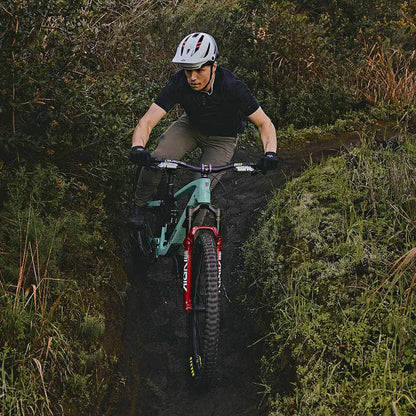 Bell Sixer Mips Helmet - image lifestyle-1 (40120-058)