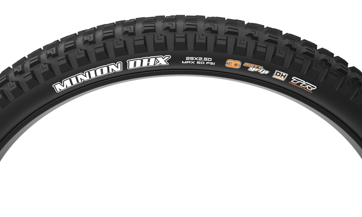 Maxxis Minion DHX 29 x 2.5 New DH / 3C MaxxGrip sidewall detail.