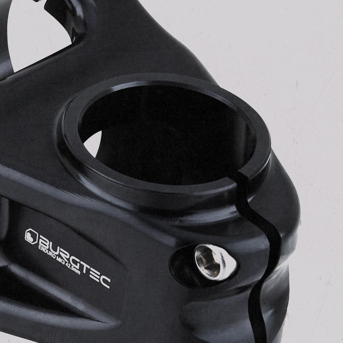 Steerer clamp detail on the Burgtec Enduro MK3 stem