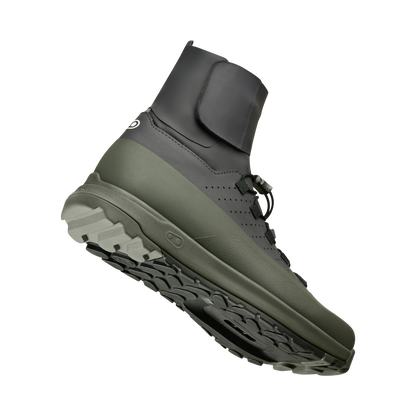 Crankbrothers Mallet Trail Speed Lace Seal Shoes in Dark Grey / Forest, angled outsole view; illustrated cleat not included