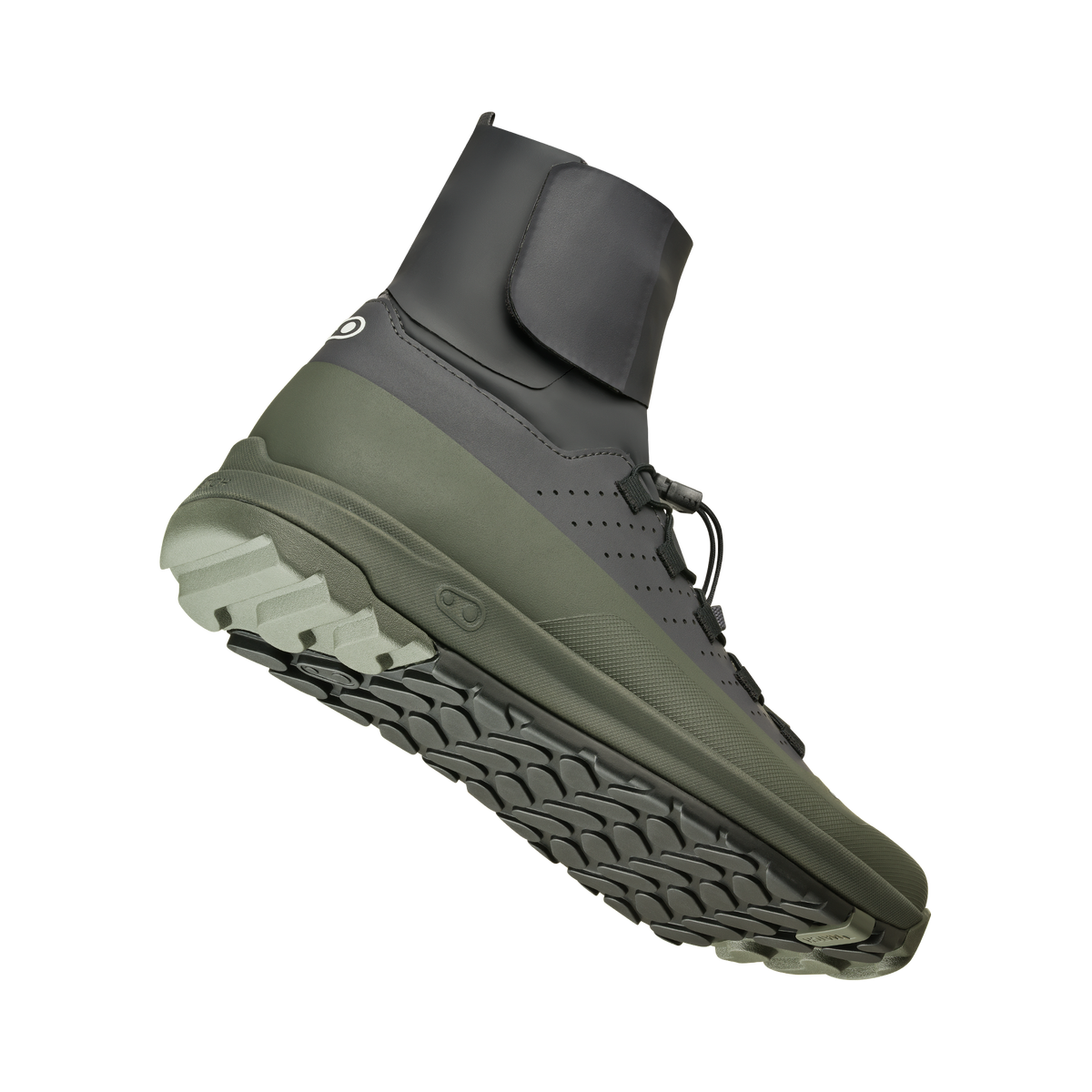 Crankbrothers Stamp Trail Speed Lace Seal Shoes in Dark Grey / Forest, angled outsole view