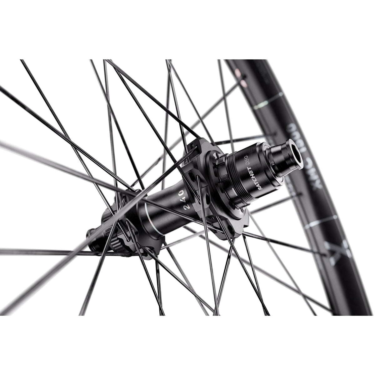 DT Swiss XMC 1500 SPLINE 30 mm Centre Lock Ratchet DEG DF Rear Wheel - product detail