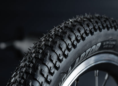 Early Rider Belter 14 in Brushed Aluminium - Kenda Aptor tyre tread and sidewall