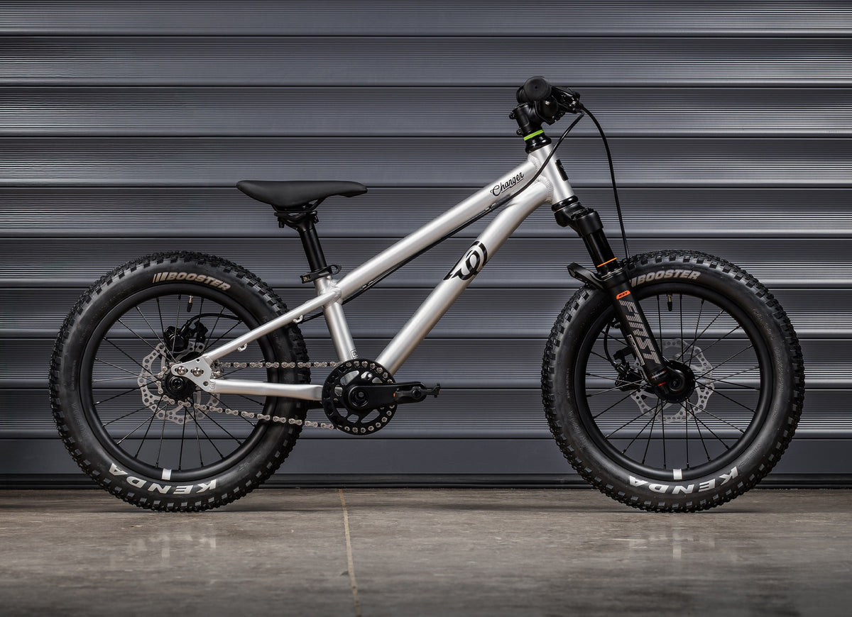 Early Rider Charger 16 in Brushed Aluminium - single-speed suspension bike drive-side profile