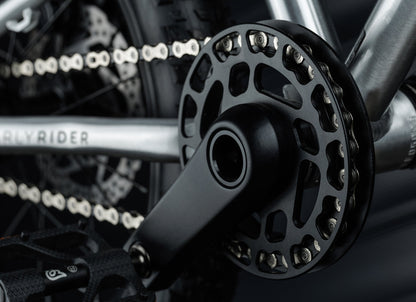 Early Rider Seeker 16 in Brushed Aluminium - short crank and single front chainring