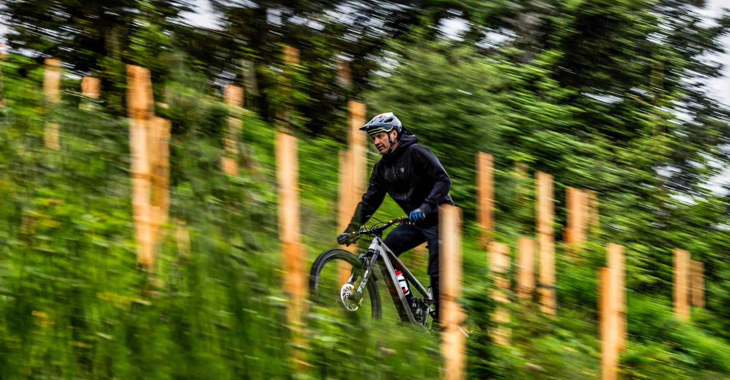 MY24 Fluid VLT with Greg Minnaar meadow action photo
