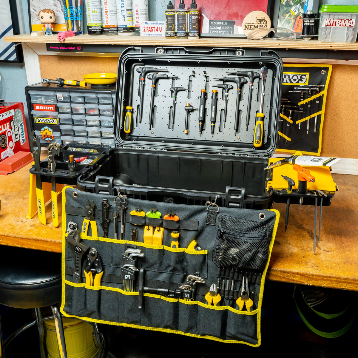 Pedros Master Tool Kit 4 - Open it into a working station