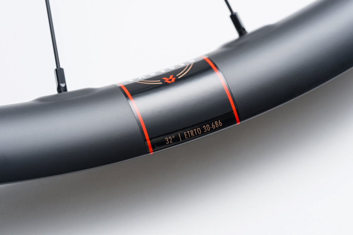 Reserve 30 XC 32-inch rim detail