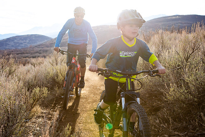 SDG Slater JR Flat Pedals – A platform sized for smaller feet