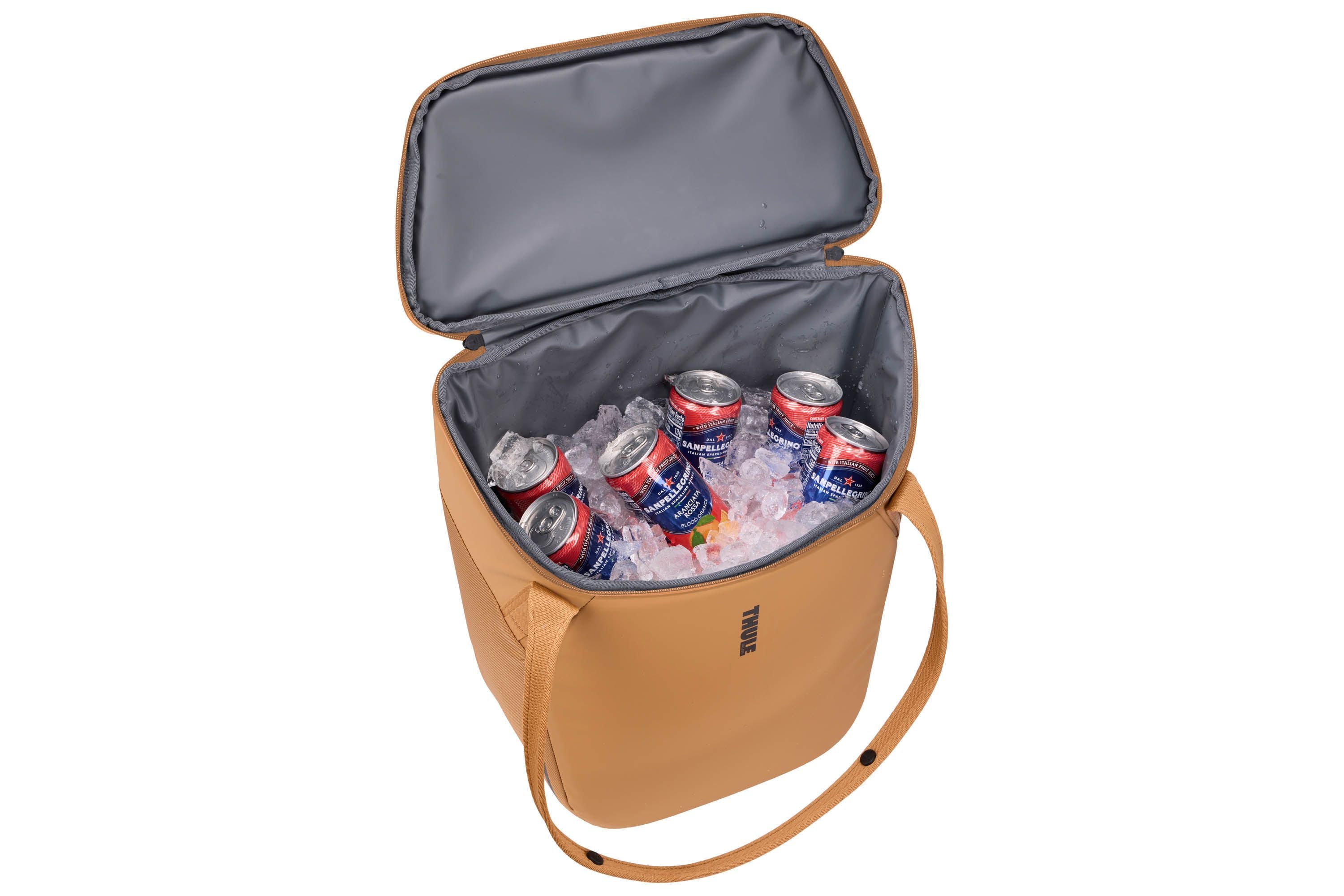 Thule Chasm 21L Cooler with InLock - hero image