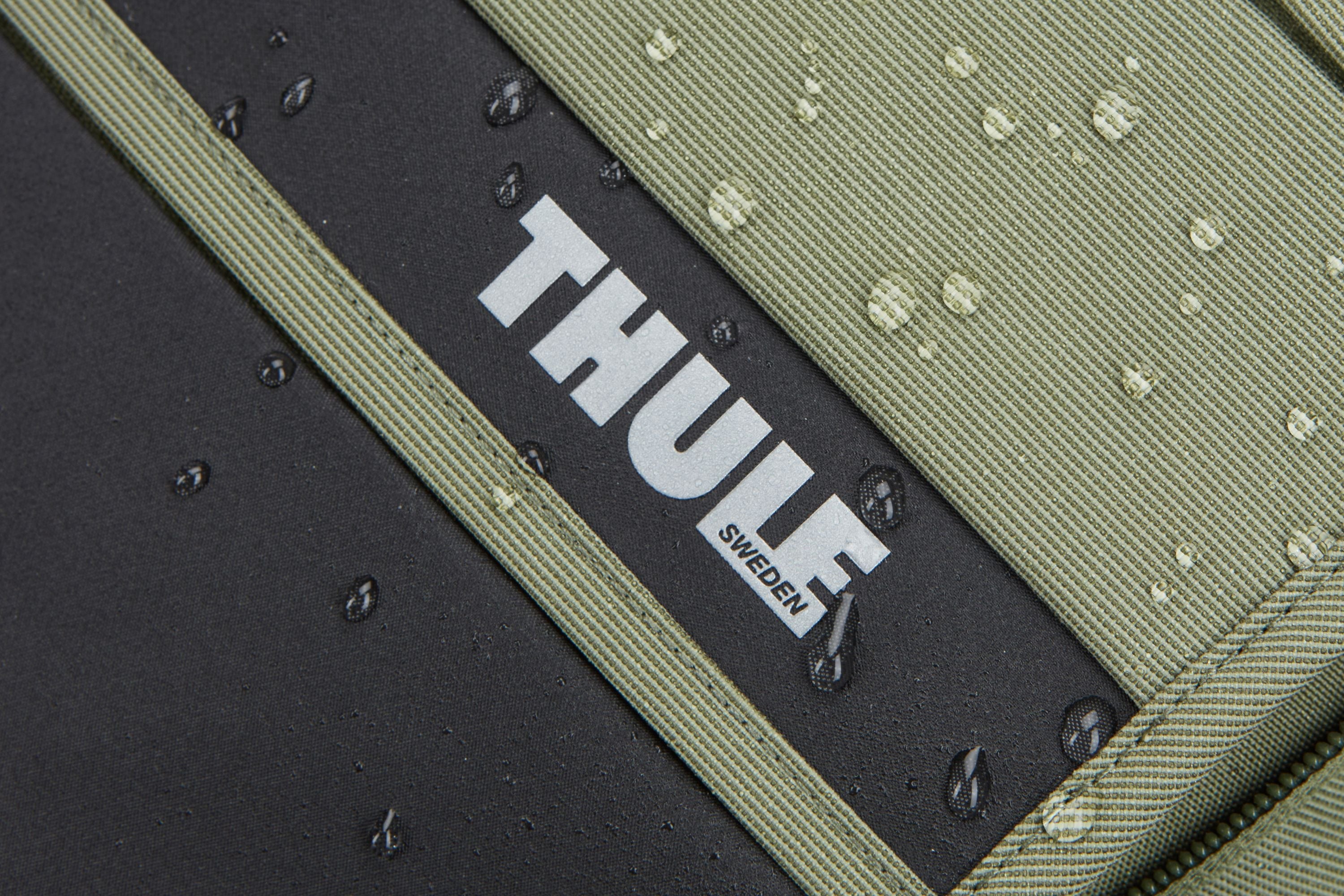 Thule Paramount commuter backpack 27L - hero image