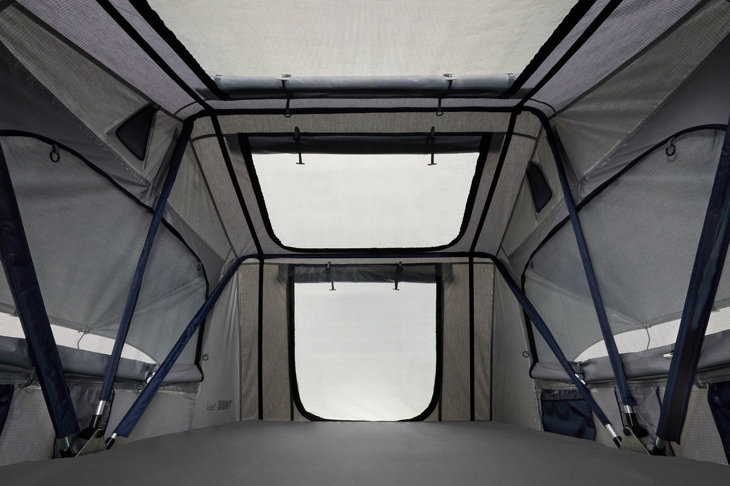 Thule Kukenam 3 Rooftop Tent - hero image