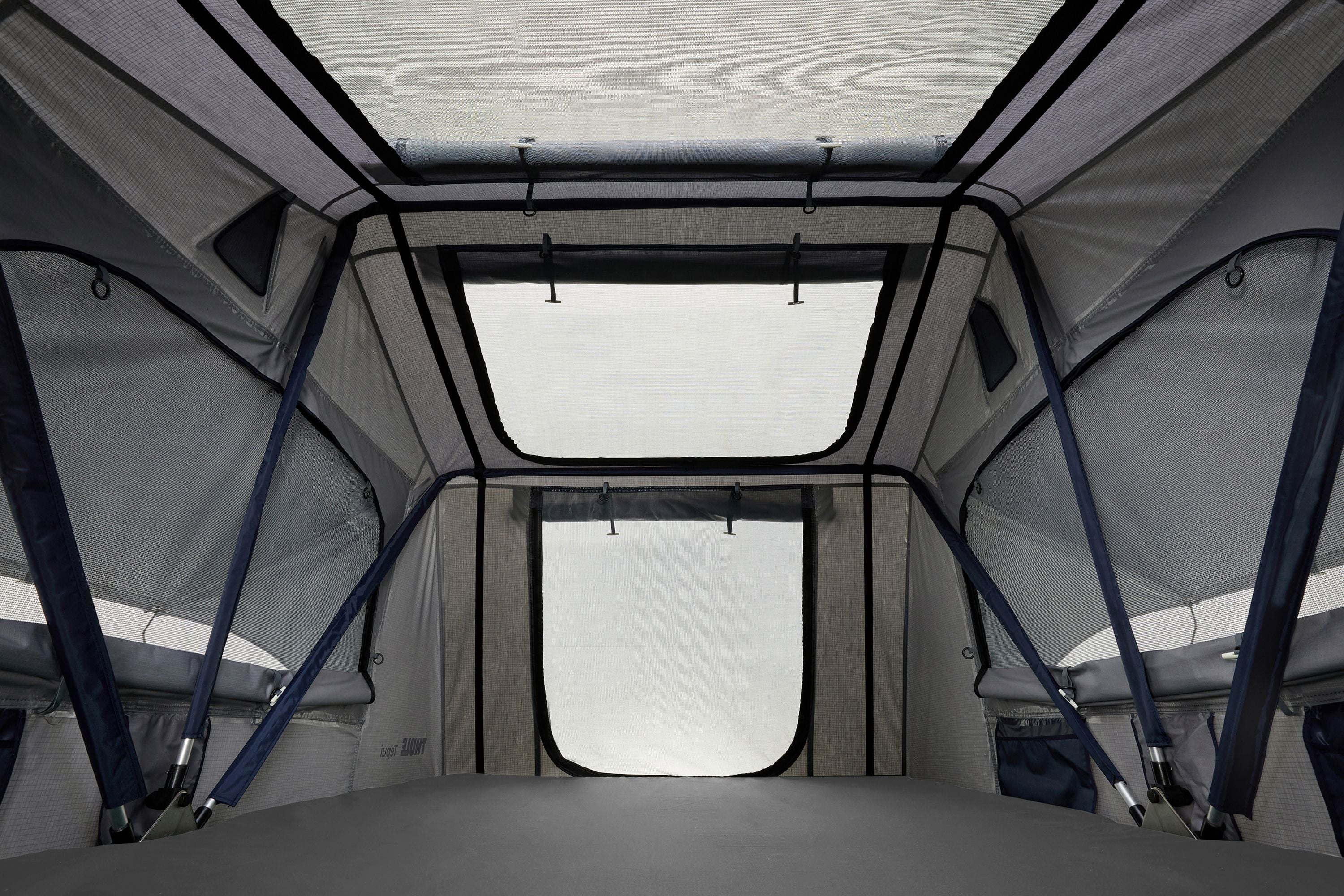Thule Kukenam 3 Rooftop Tent - hero image