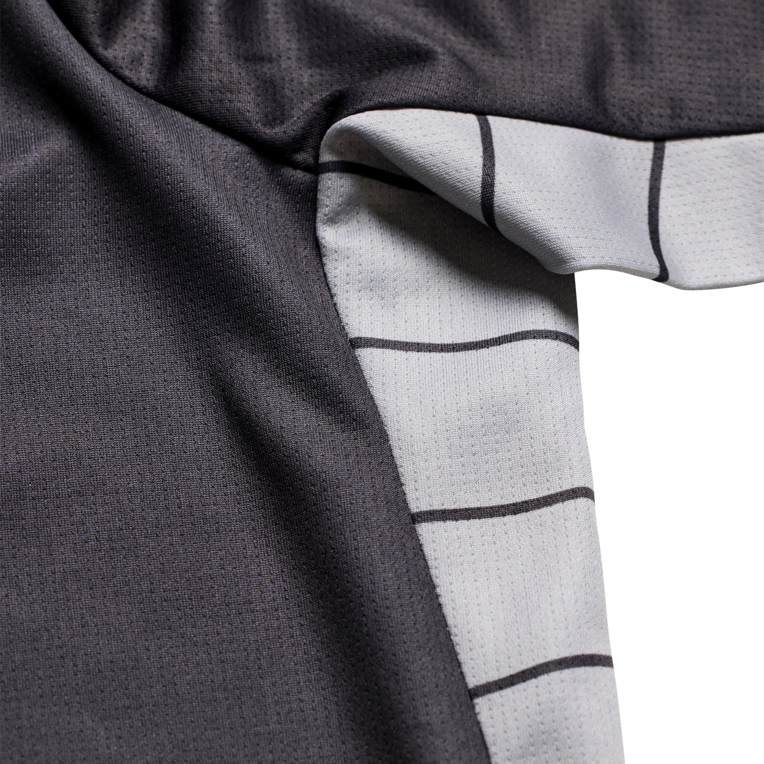 Troy Lee Designs Skyline Chill LS Jersey 2026 - Made for damp, changeable shoulder-season miles - BRINK