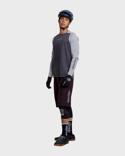 Troy Lee Designs Skyline Pro LS Jersey 2026 - Descend Carbon - View 4 - BRINK