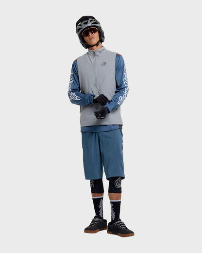 Troy Lee Designs Stage Vest 2026 - Mono Mid Grey - View 3 - BRINK